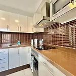 Sunshine Playa Arena Apartment