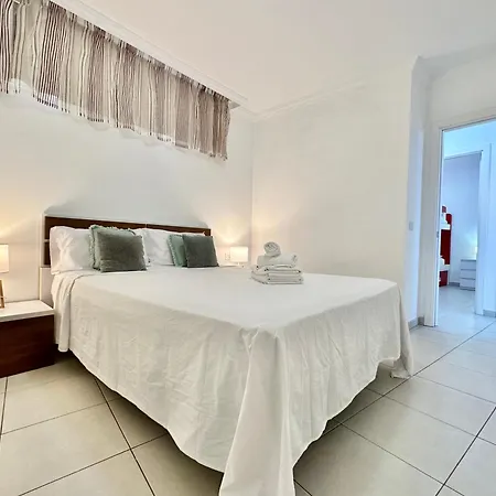 Apartment Sunshine Playa Arena Puerto de Santiago (Tenerife)